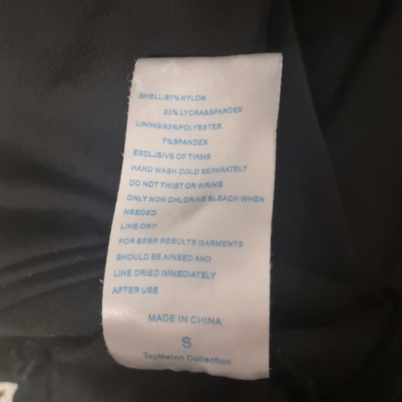 Top Melon Black Retro Swimsuit - Picture 6 of 6